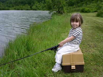 Copii la pescuit :) - pescuit-lac-belis-fantanele.jpg